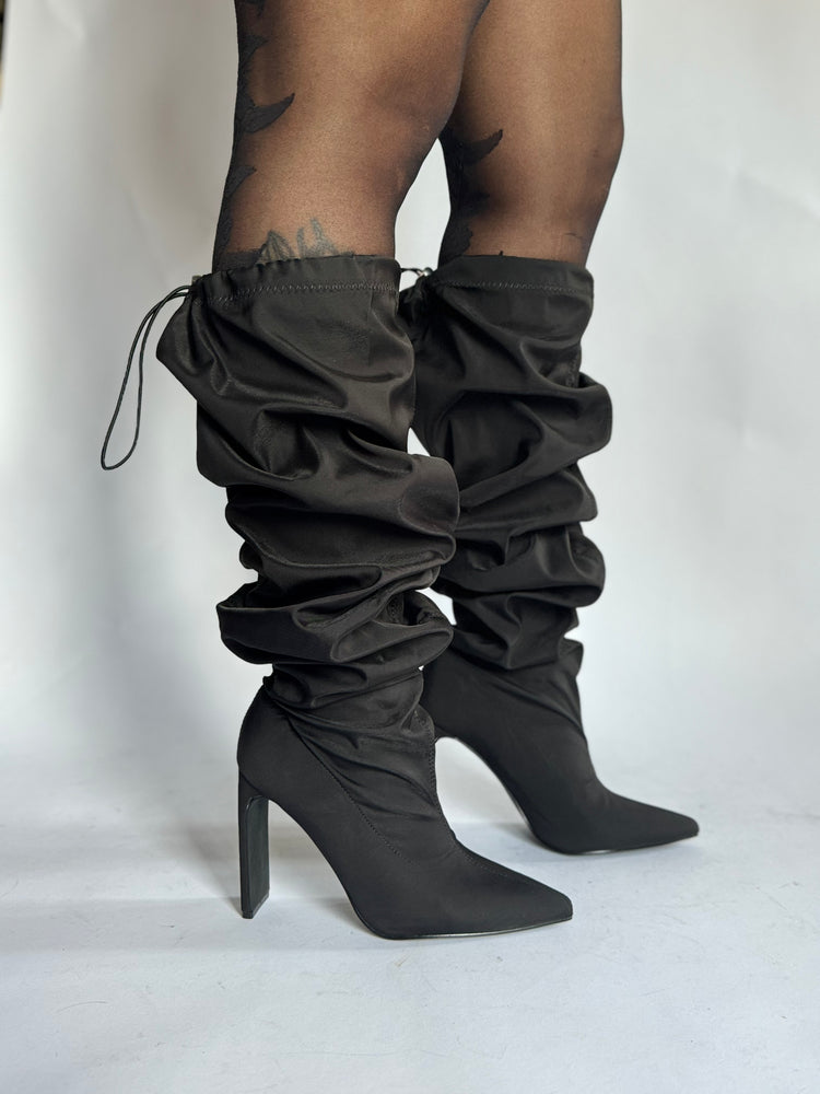 Montage Slouch Boot (Black)